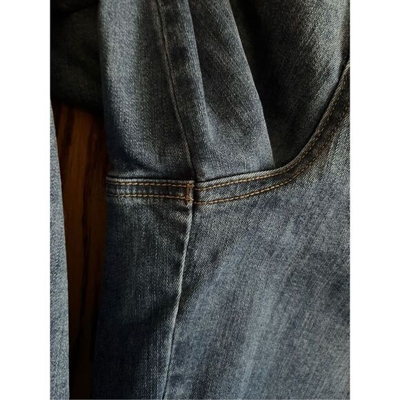 Tribal Jeans Audrey Mid-Rise Wide Leg Crop Jeans With Embroidery Woman’s Size 16 - Picture 6 of 15